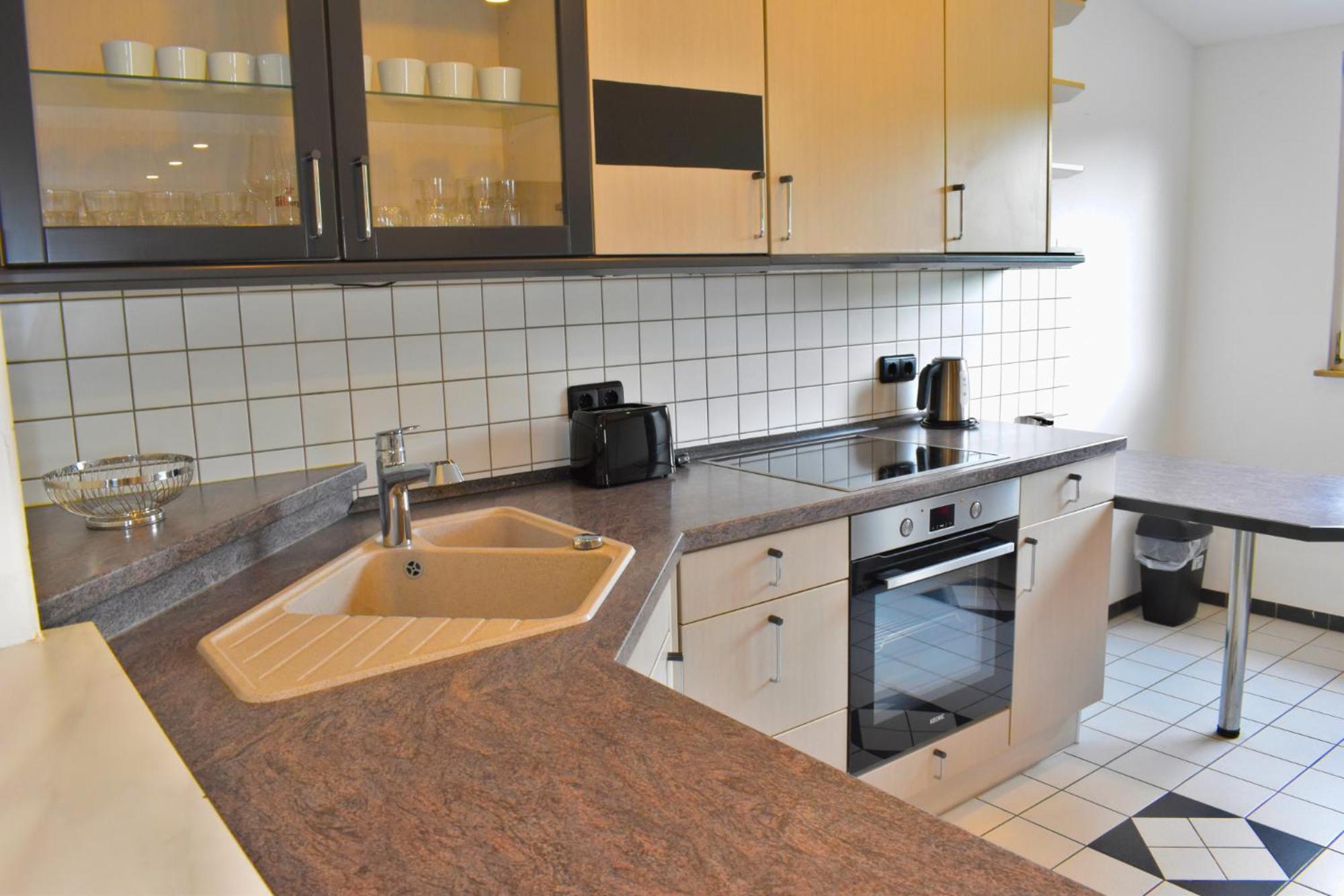 Hotel Emmerich Winningen Rum bild