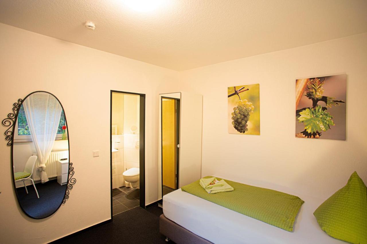 Hotel Emmerich Winningen Exteriör bild