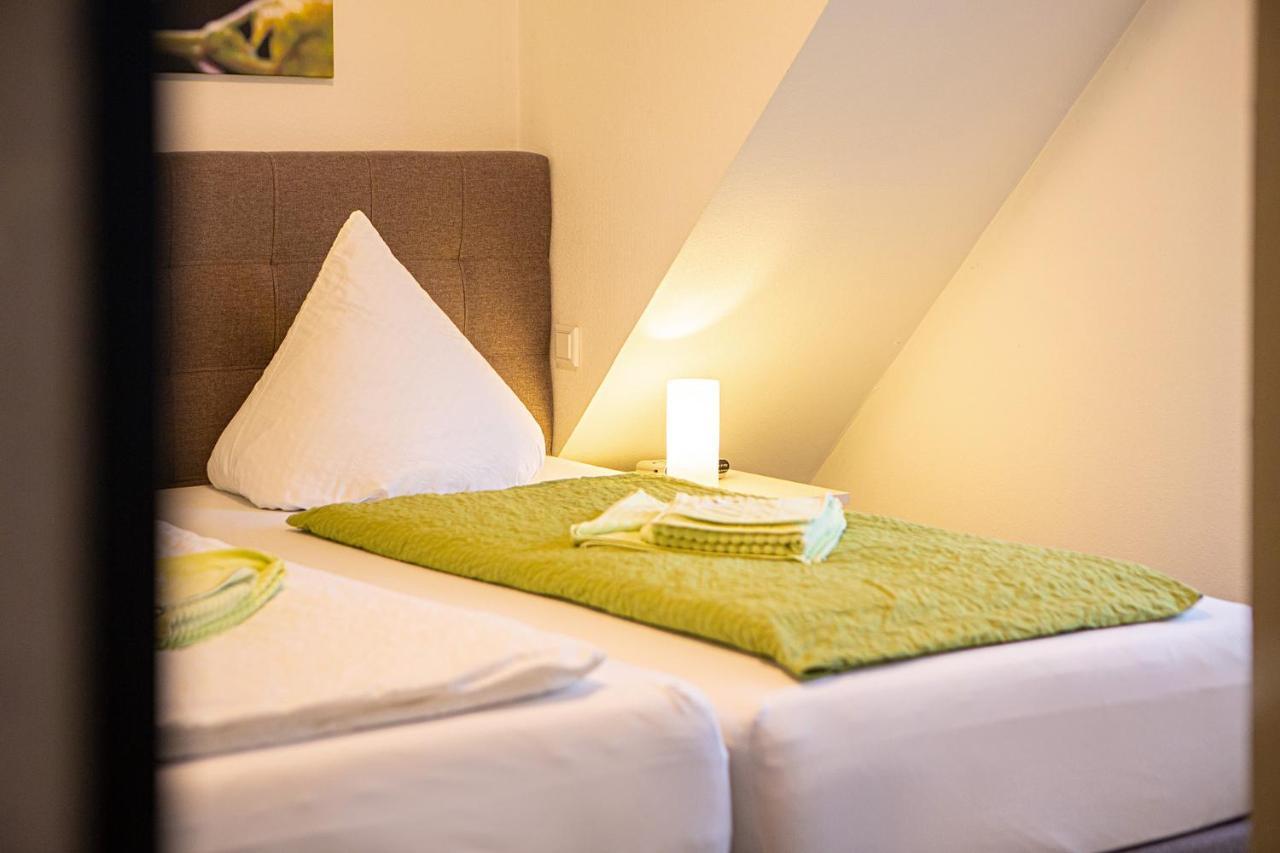 Hotel Emmerich Winningen Exteriör bild