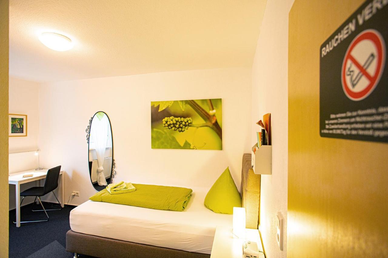 Hotel Emmerich Winningen Exteriör bild